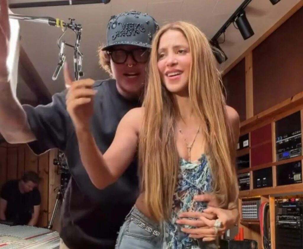 Sorpresivo de vídeo de Beéle y Shakira