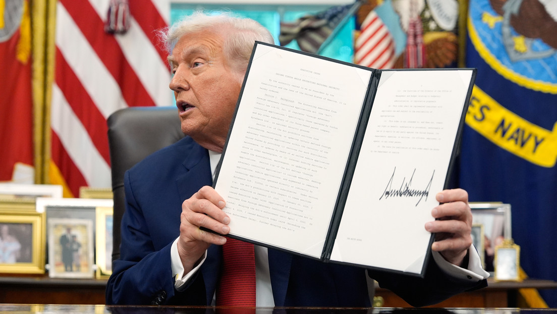 Trump firma una orden ejecutiva para “salvar” TikTok de prohibición en EEUU