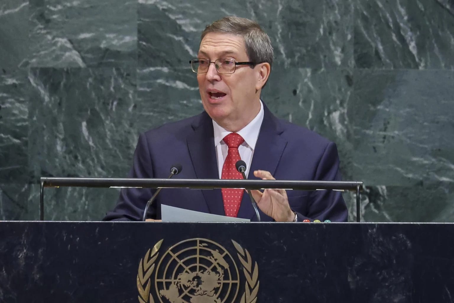 Cuba: EE.UU. “esgrime el pretexto de combate al crimen” en el mar Caribe, “leyenda en la que nadie en esta sala cree”