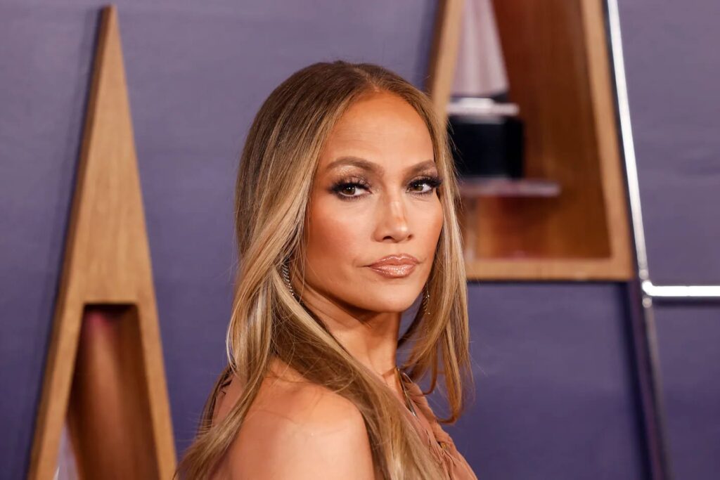 Jennifer López dice que su divorcio de Ben Affleck fue “lo mejor que le ha pasado en la vida”