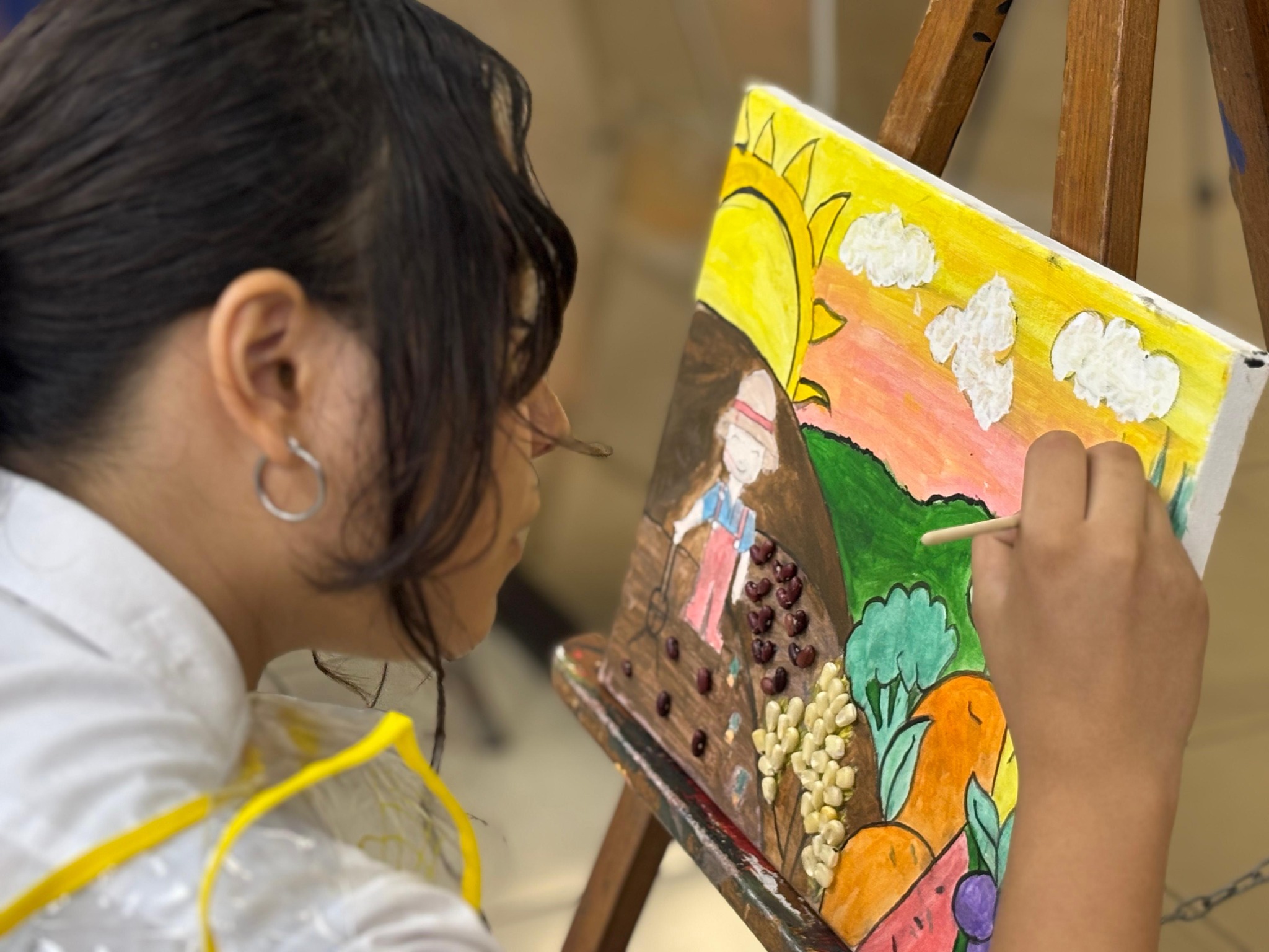 Concurso de dibujo promoverá la alimentación sana entre más de 100 mil estudiantes