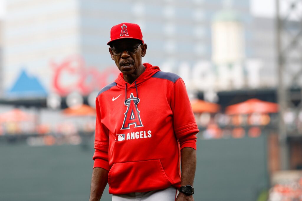 Ron Washington no seguirá como mánager de los Angels tras dos temporadas interrumpidas por problemas de salud