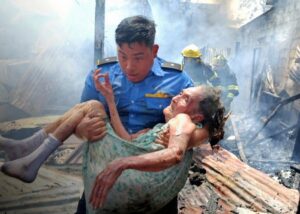 Madre acusa a hijo de provocar incendio donde resultó quemada