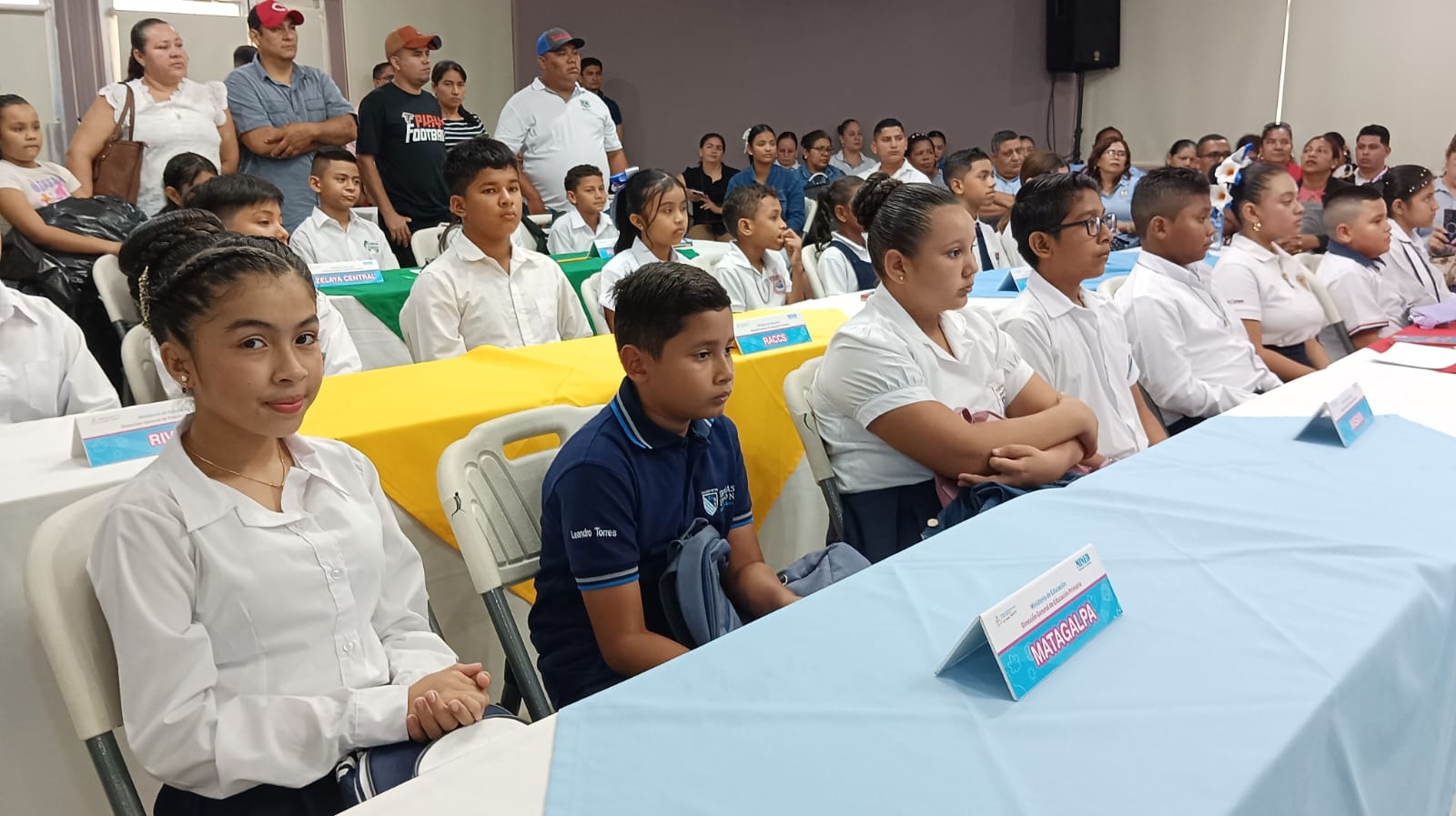 Concurso nacional de matemáticas del MINED llega a su etapa final