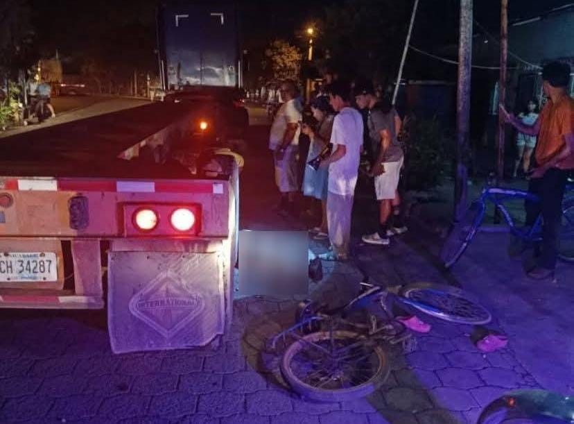 Mujer perece tras ser atropellada por una rastra en Corinto