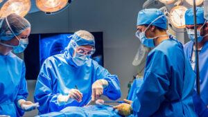 "Revolucionario": trasplantan el hígado de un cerdo a un hombre y esto es lo que pasa