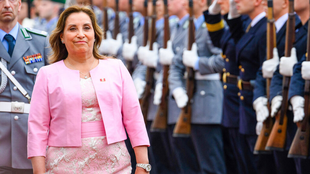 El récord que sí batió Boluarte (sin ayuda de Dios)