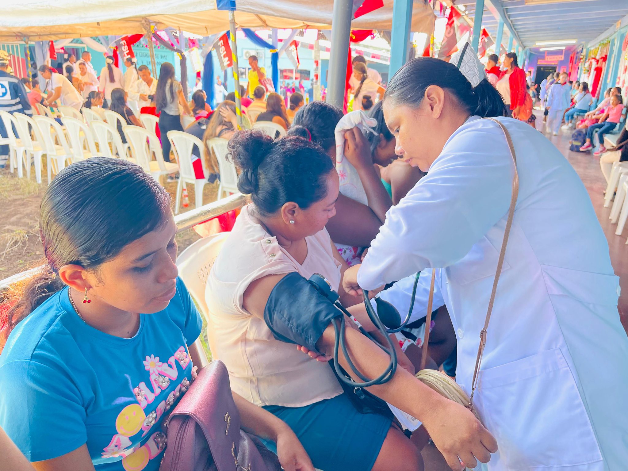 Mega Feria de la Mujer en El Rama beneficia a más de dos mil protagonistas