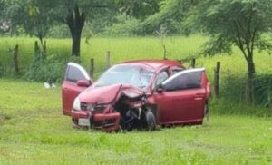 Motorizado muere en hospital rivense tras ser impactado por un automóvil