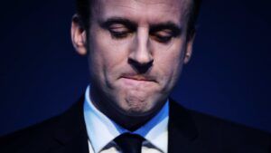 Macron advierte que disolverá la Asamblea Nacional