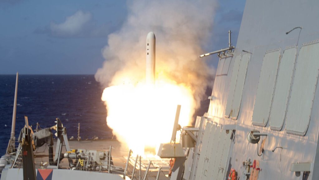 Putin y Trump abordaron el posible suministro de misiles Tomahawk a Kiev