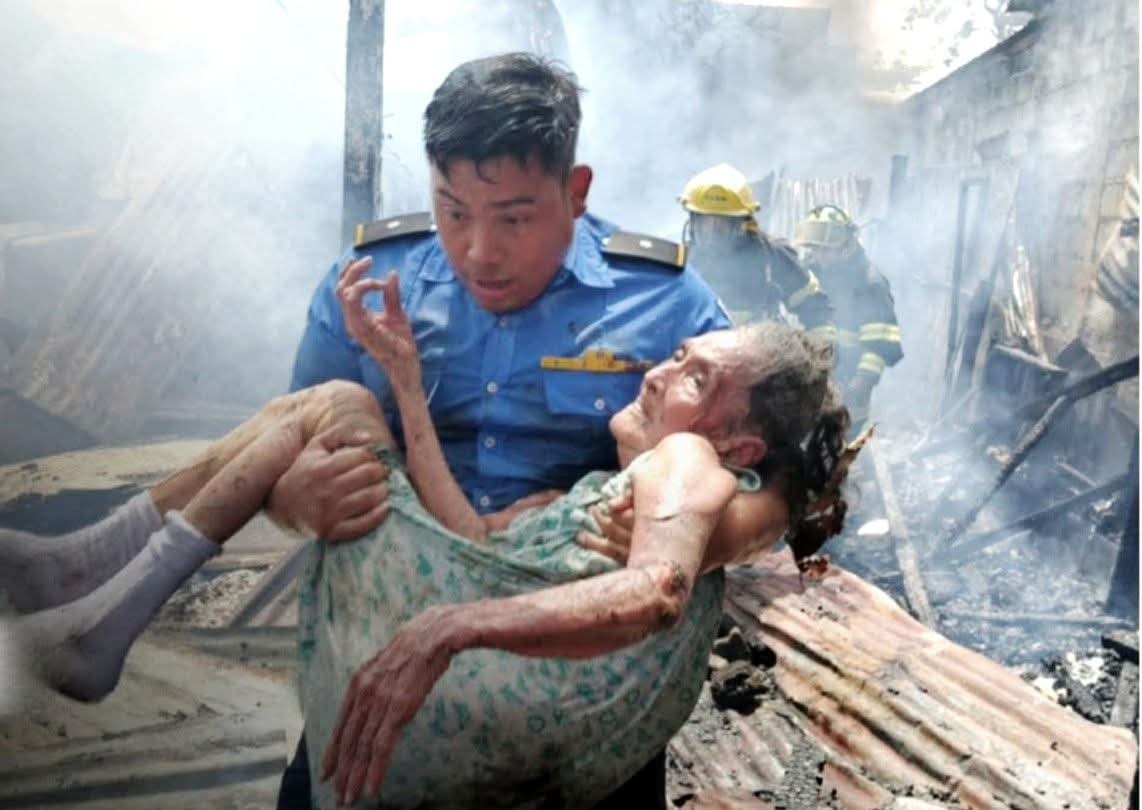 Se rinde ante la muerte anciana de 97 años rescatada de un incendio en Managua