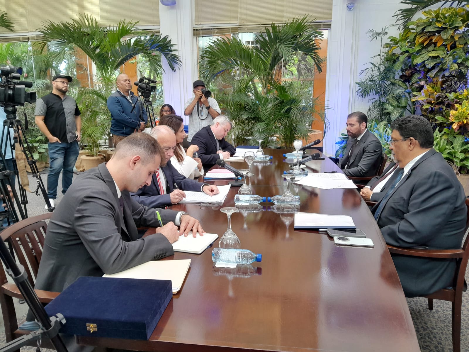 Nicaragua afianza lazos comerciales con delegación de Turquía