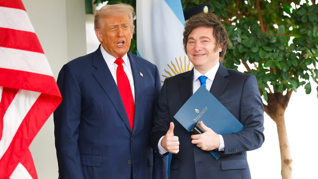 "Deuda para pagar deuda": Milei revela qué hará con el 'swap' de EEUU