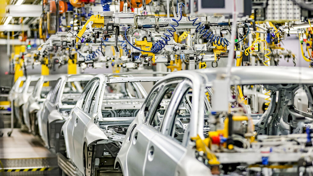 La industria automotriz europea tiene chips solo para unos días