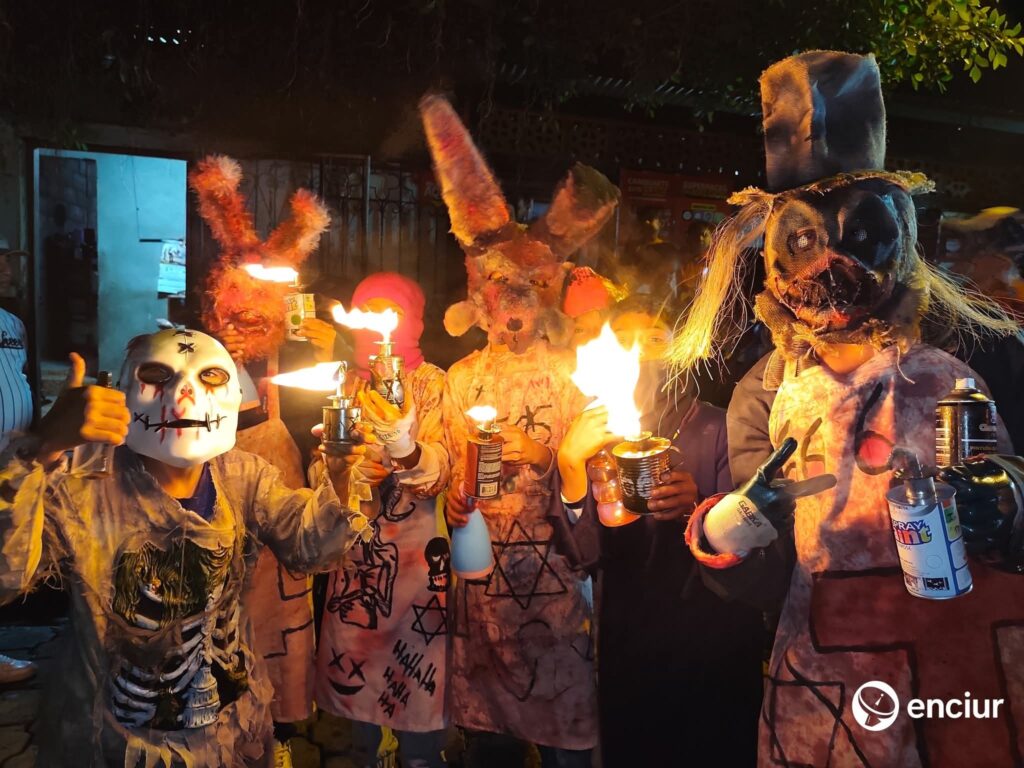 Candiles, máscaras y tradición: Masaya revive la fiesta de Los agüizotes, la procesión de los espantos de Nicaragua