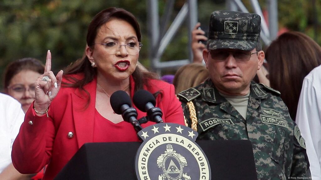 Xiomara Castro denuncia un intento de “golpe electoral” a un mes de las elecciones en Honduras