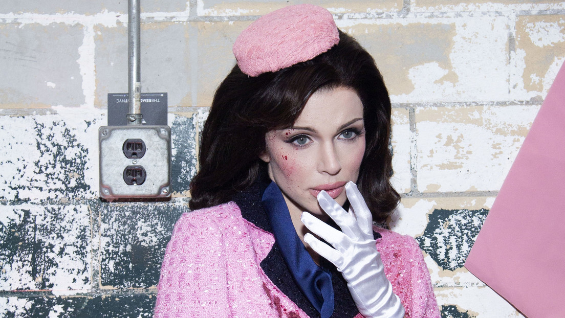 Sangriento disfraz de Jackie Kennedy para Halloween deja a una actriz en el ojo del huracán