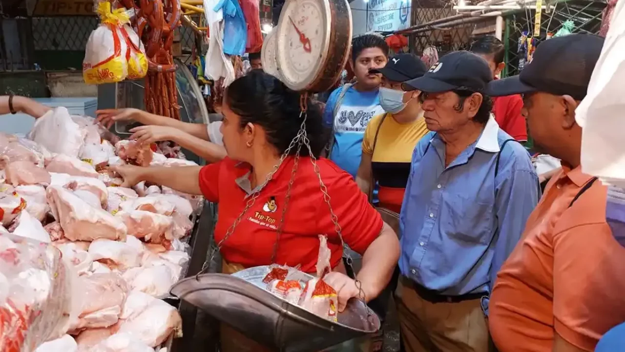Ventas en los mercados incrementarán un 30% durante las fiestas decembrinas