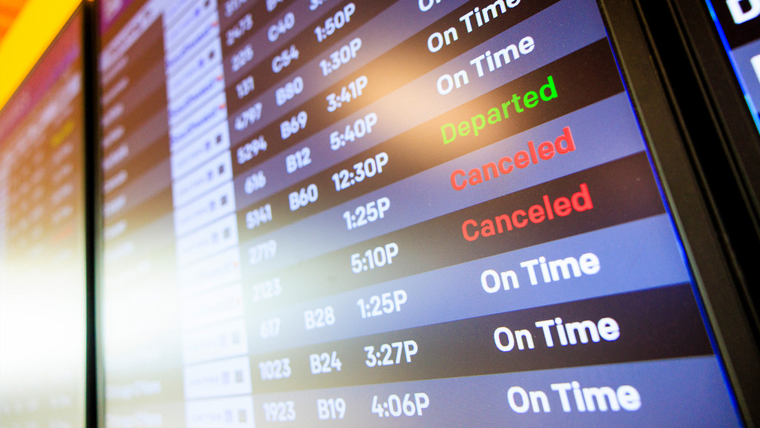 1.500 vuelos cancelados y 6.000 retrasados: empeora la crisis aérea por cierre del Gobierno en EE.UU.