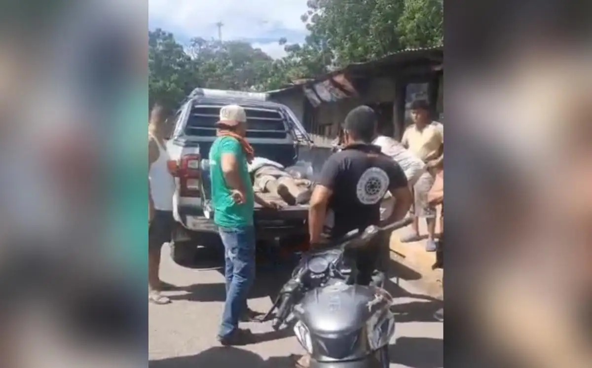 Sujeto muere prensado entre dos camiones de piedras canteras en Tipitapa