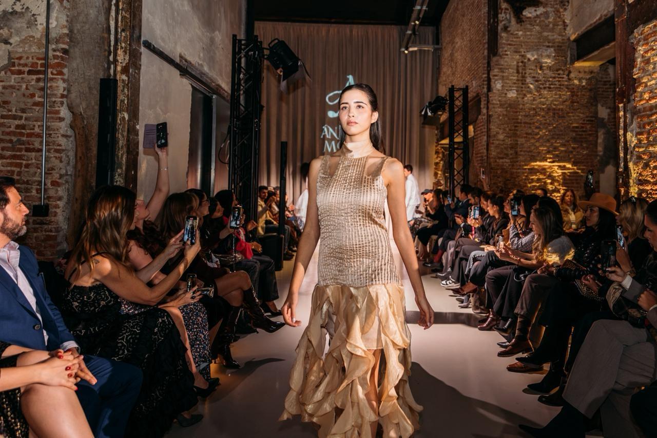 Nicaragua Diseña presenta la colección Divino Tesoro en la Pasarela Latinoamericana en Madrid