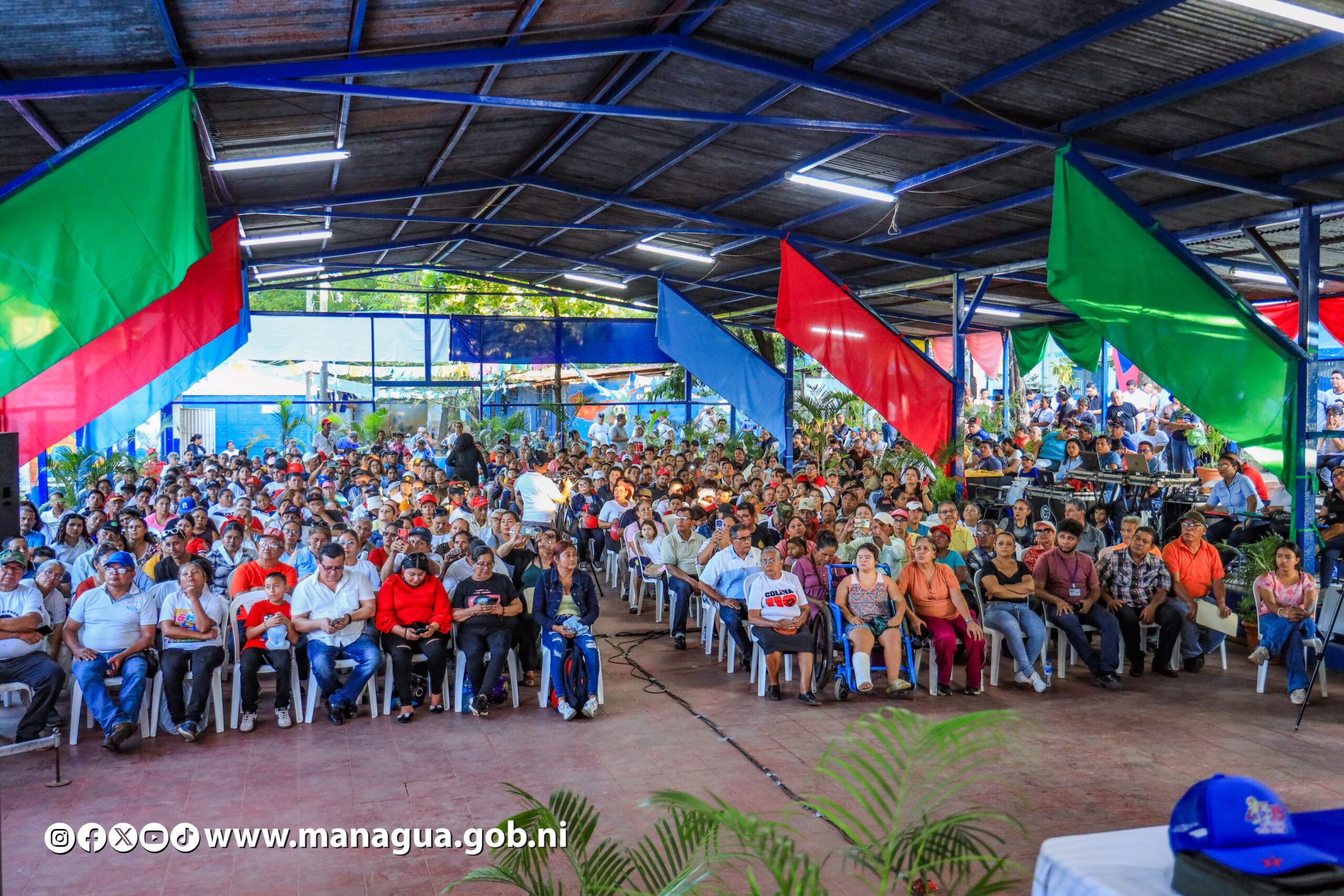 Masiva participación de capitalinos en cabildo municipal de anteproyecto de presupuesto 2026 