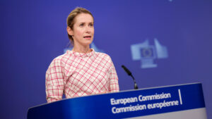 Zajárova a Kallas: "¿'Acuerdo ventajoso' en qué sentido? ¿El de matar ciudadanos ucranianos?"