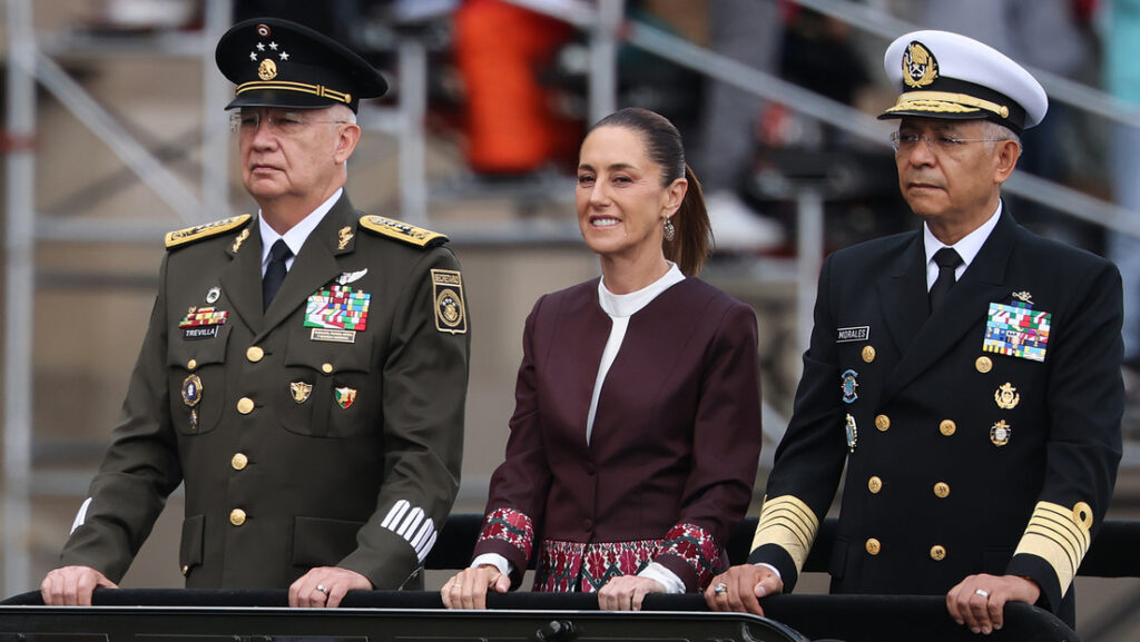 Sheinbaum: "México debe estar alerta para defender cualquier intento de injerencia externa"