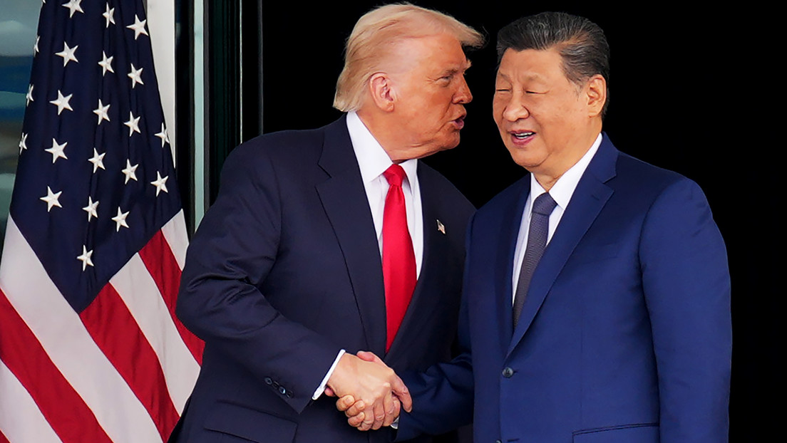 Trump informa sobre una “buena” llamada con Xi y acepta su invitación para visitar China