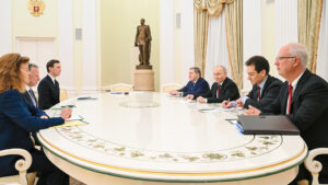 Putin recibe a Witkoff para discutir el plan de paz en medio del avance del Ejército ruso