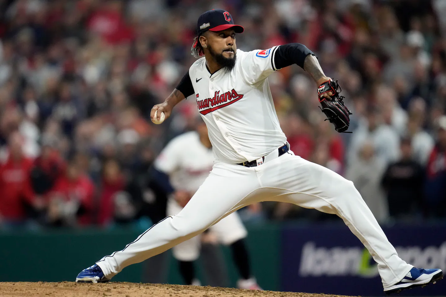 Emmanuel Clase y Luis Ortiz enfrentarán juicio por escándalo de apuestas en mayo
