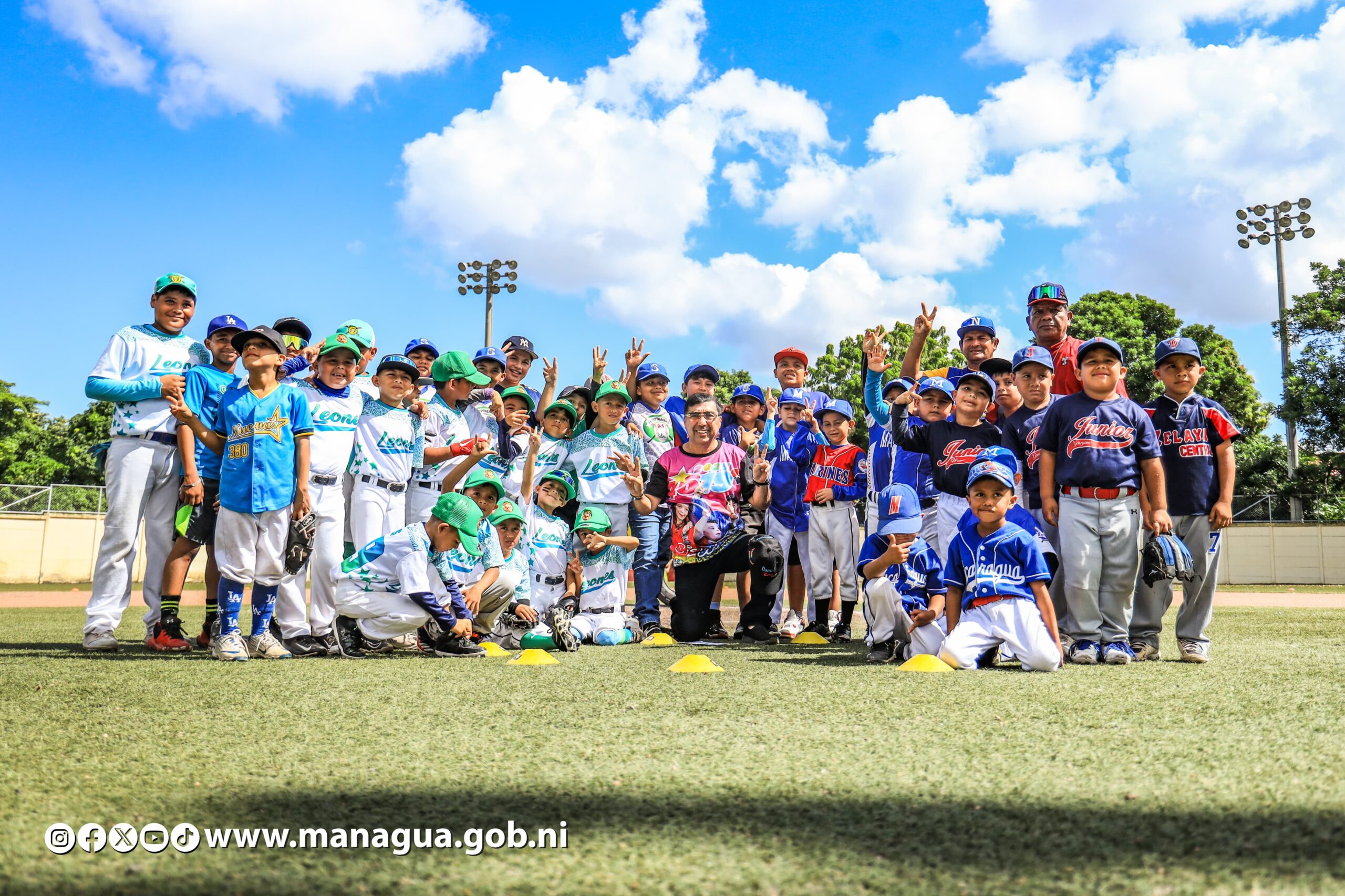 Comuna de Managua realiza Derbis de Béisbol en categoría peewee