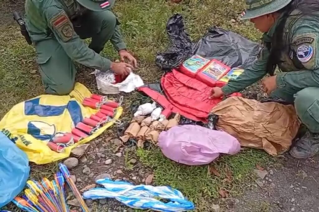 Policía tica detiene a cuatro personas por tráfico de pólvora procedente de Nicaragua