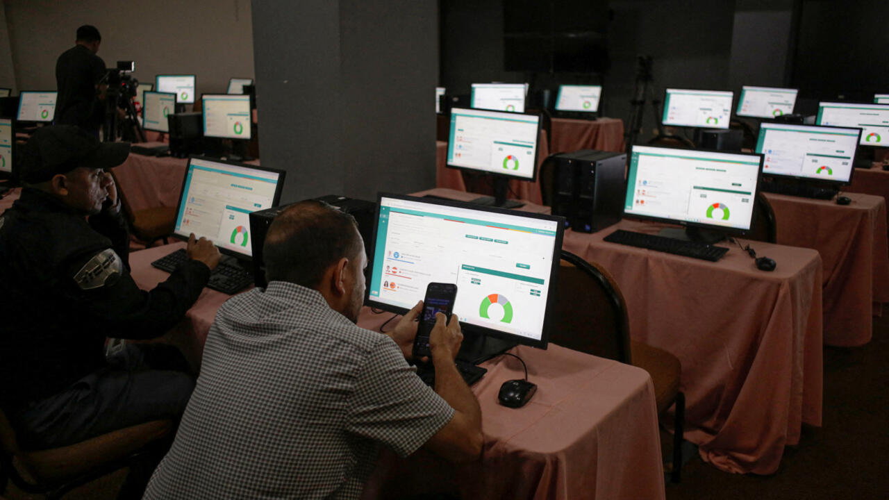 Honduras alista escrutinio especial que definiría al nuevo presidente