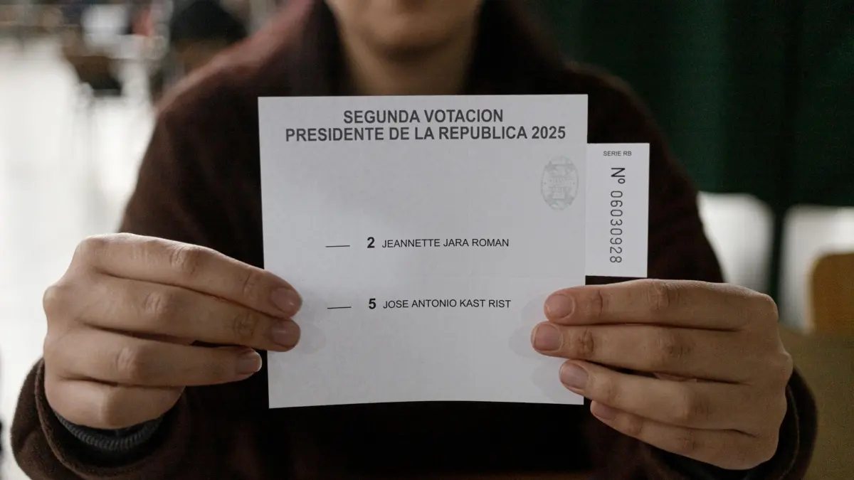Cierran las urnas y comienza el escrutinio de elecciones presidenciales en Chile