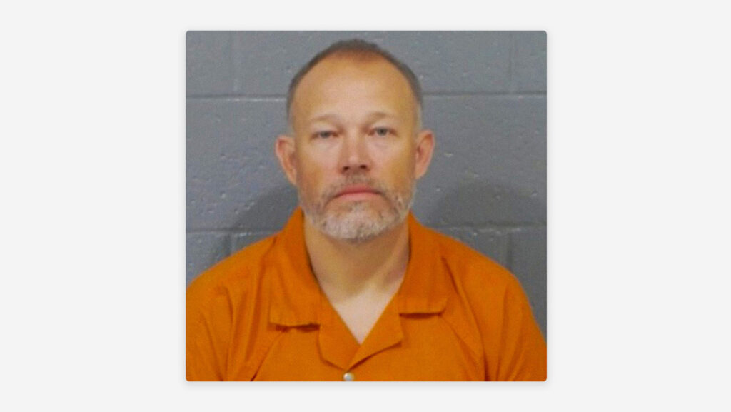 Acusan a propietario de una popular cervecería de EE.UU. de violar a una niña de 13 años en su casa