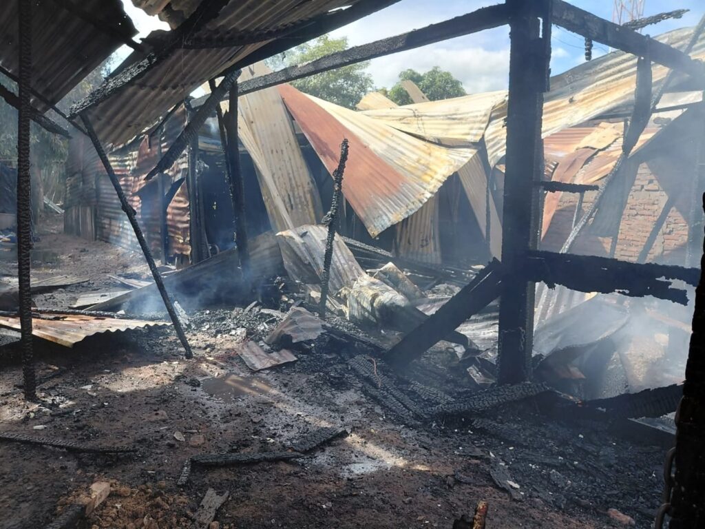 Familia de Estelí queda en la calle tras voraz incendio