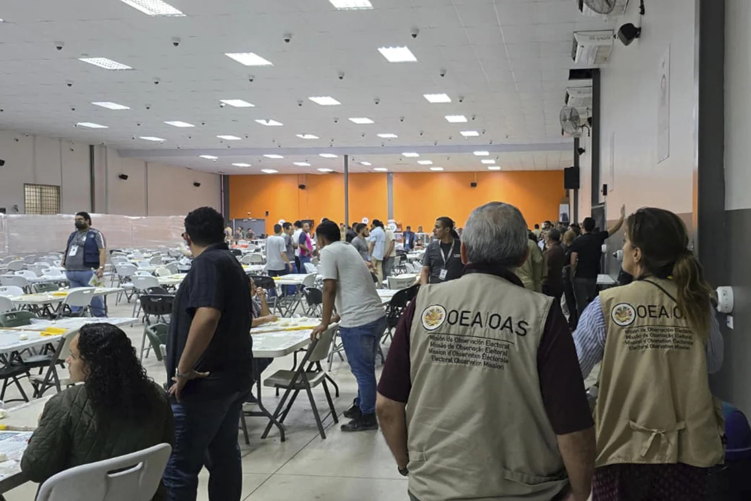 Fraude electoral en Honduras: miembros de la junta de verificación denuncian amenazas de militares