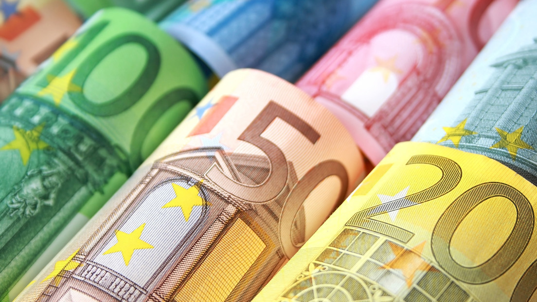 Empieza a invertir en bolsa tras quedar viudo y a los 90 años gana una fortuna