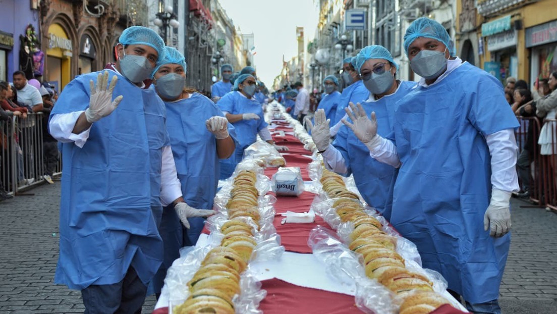 México bate récord mundial con la mayor rosca de Reyes
