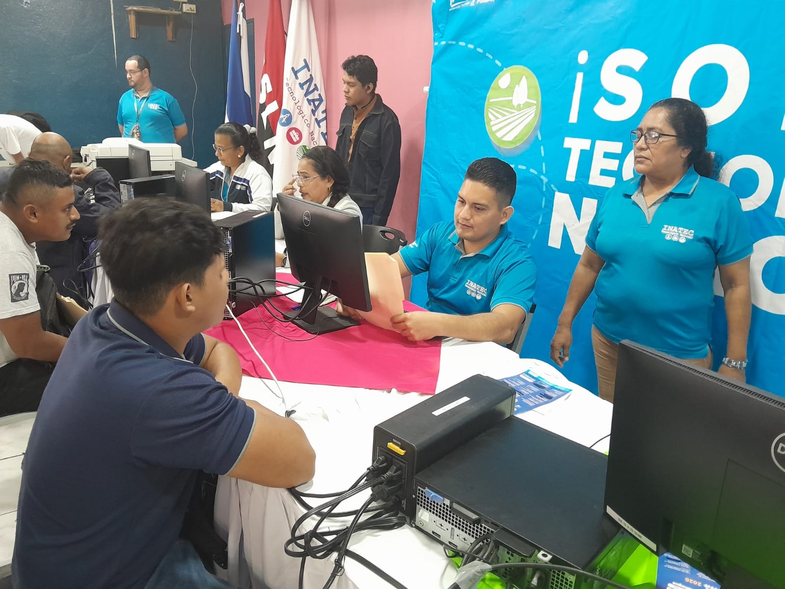Centro Tecnológico Hugo Chávez dispone de más de mil cupos en carreras de industria y construcción