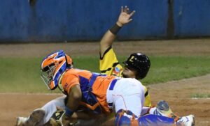 Gigantes pegan primero en la final de La Profesional de béisbol de Nicaragua