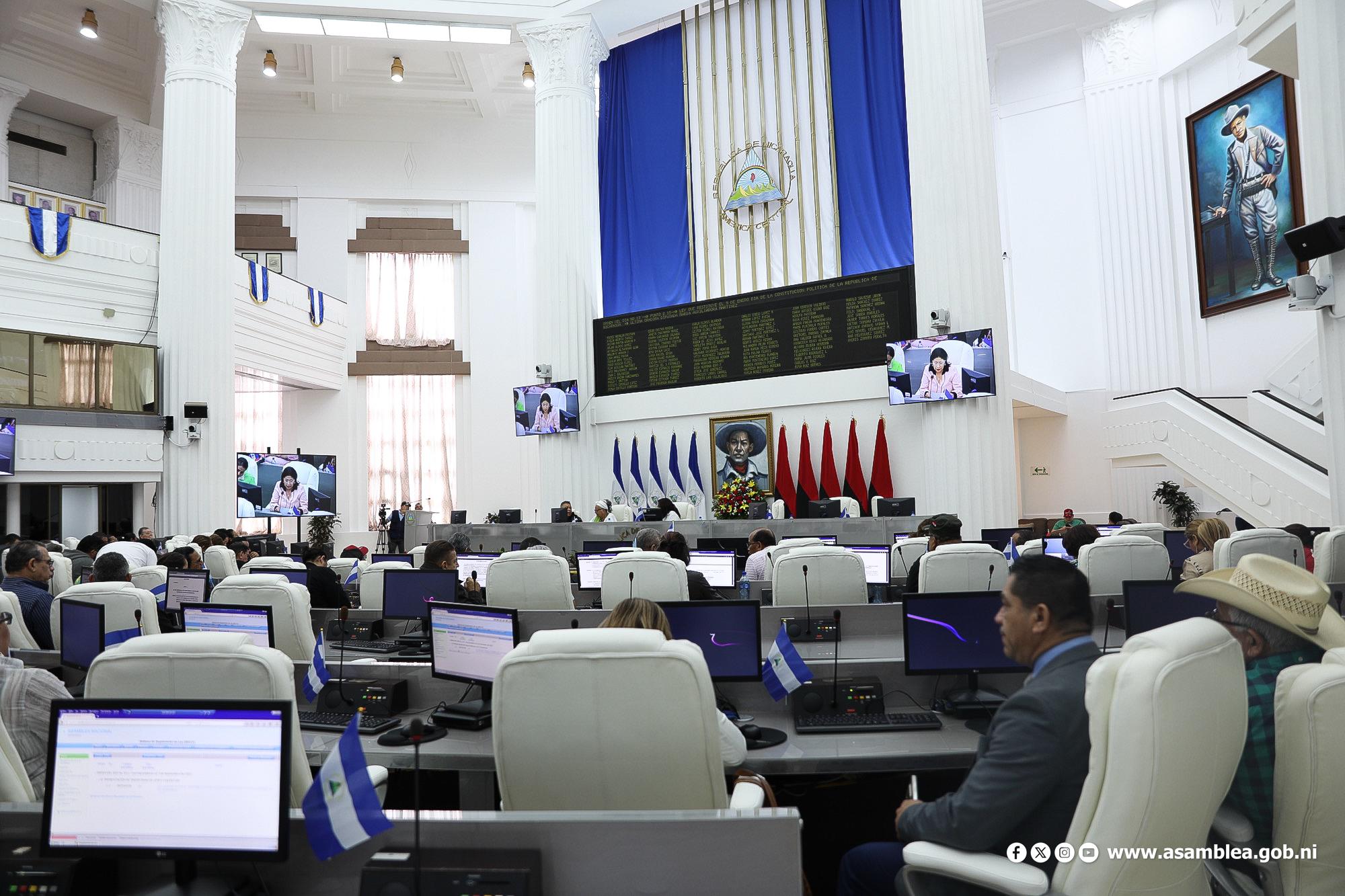 Parlamento nicaragüense ratifica en segunda legislatura reformas de cinco artículos de la Constitución