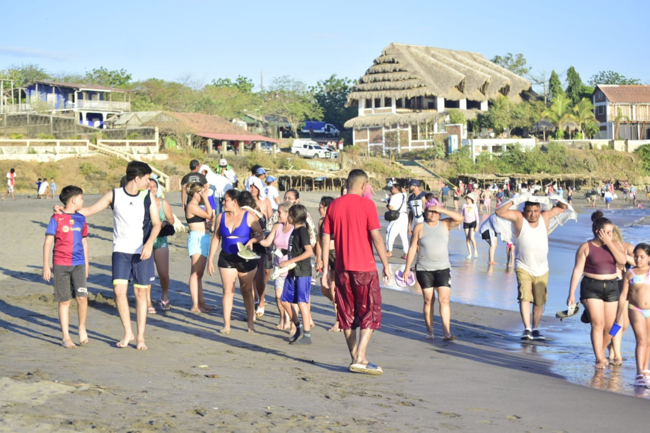 INTUR inicia preparativos para recibir a los turistas durante la temporada alta de Semana Santa  