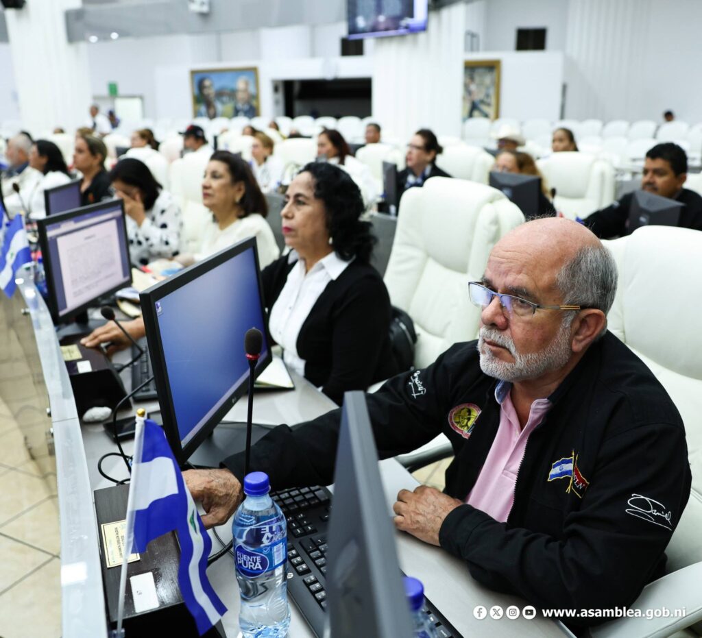 Parlamento de Nicaragua ratifica reforma constitucional sobre probidad y rendición de cuentas para funcionarios públicos.