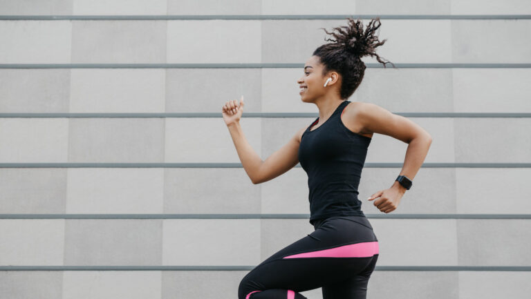 Lo que revelan escáneres cerebrales sobre quienes se mueven más