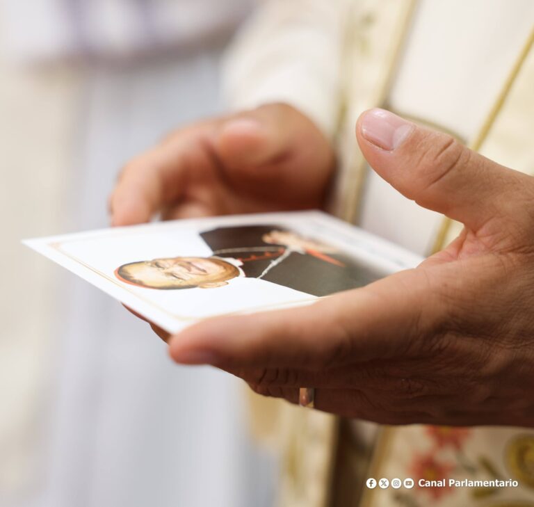 Celebran acto especial en honor al centenario del Cardenal de la paz y la reconciliación