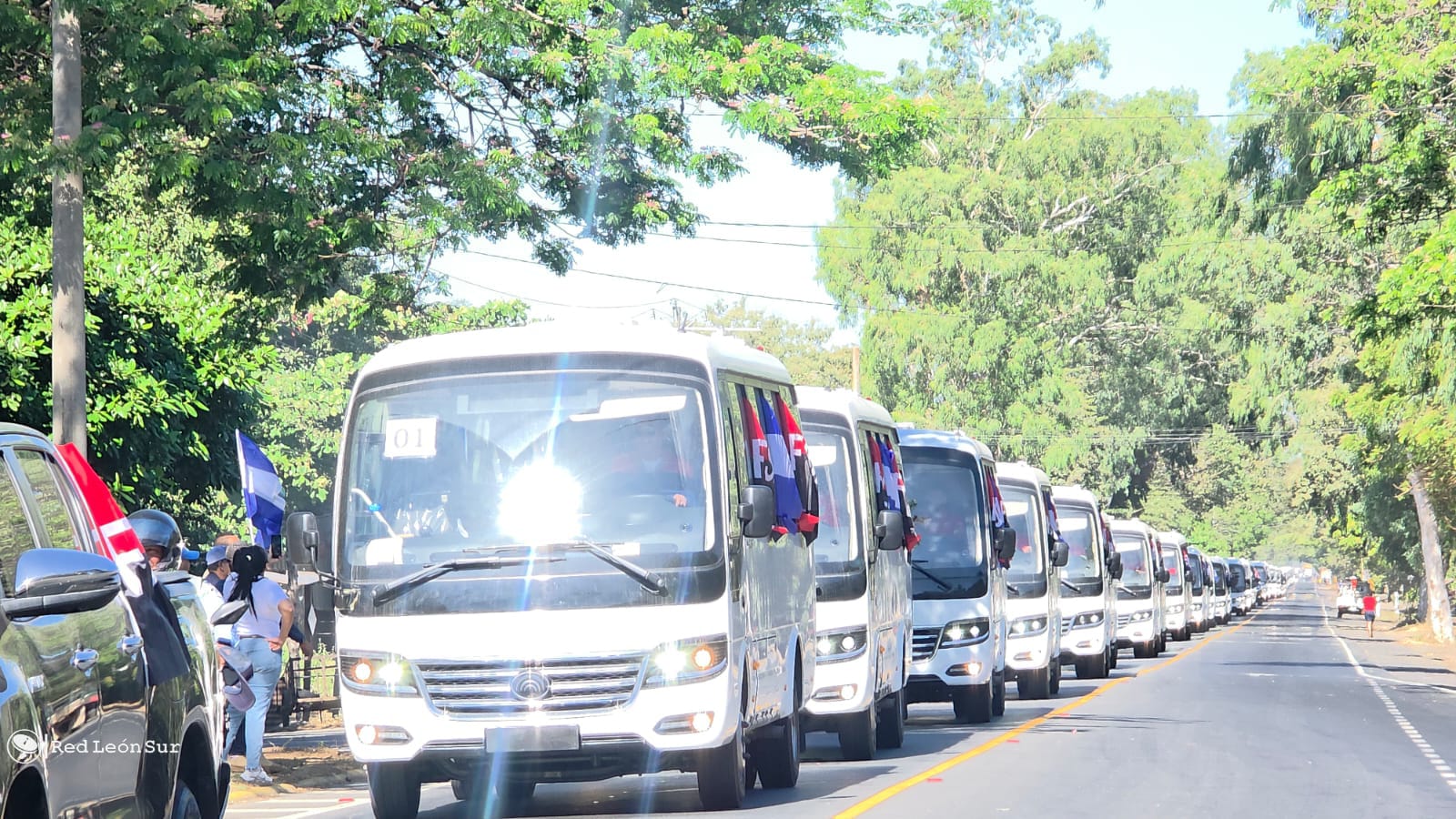 Buses nuevos serán entregados a 23 cooperativas en municipios del país
