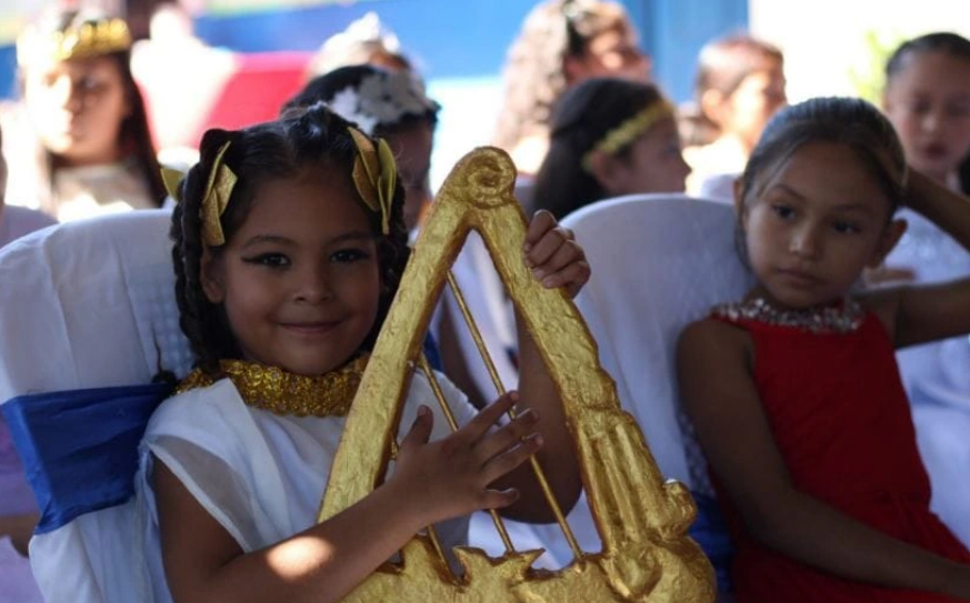 Colegio Félix Rubén García conmemora el legado del Padre del Modernismo con jornada cultural
